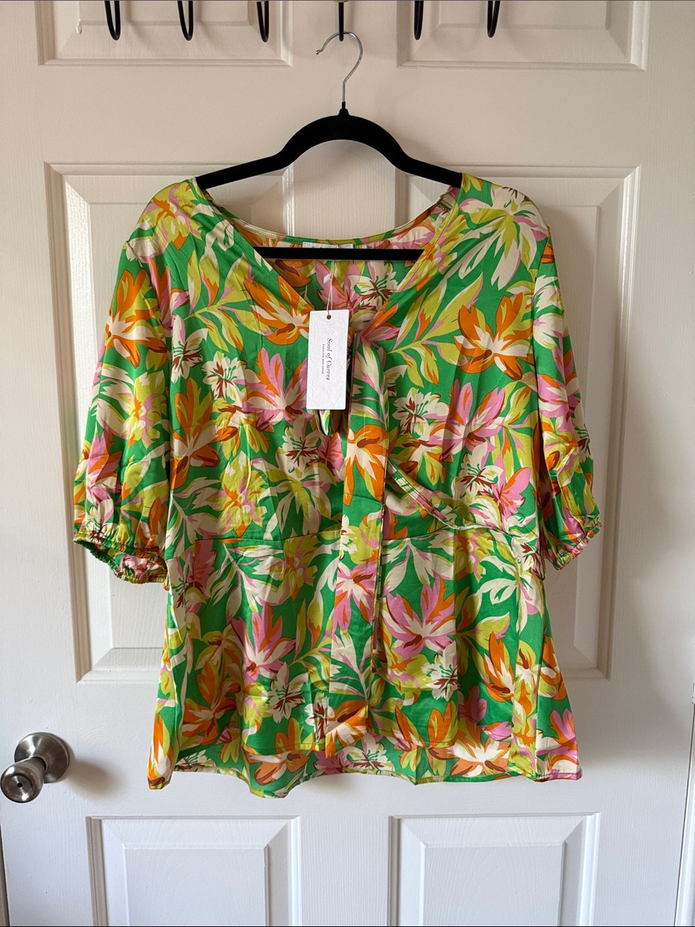 Floral V-Neck Blouse in Green